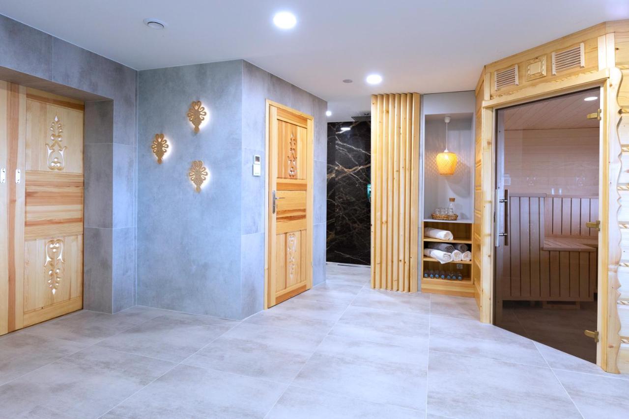 Hyrna Chata Relaks&Spa Maniowy Bagian luar foto